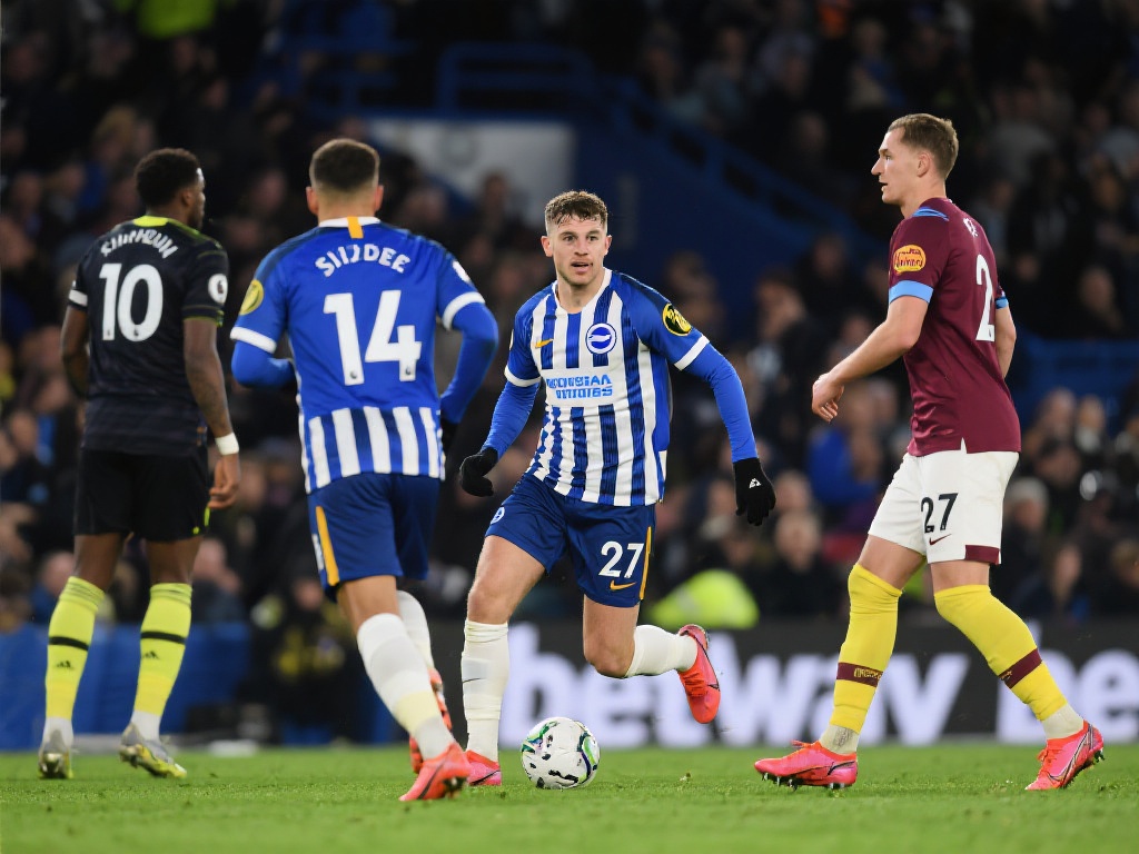 2024年中国足协教练员大会在上海召开，中外专家共议精英青训人才培养之道